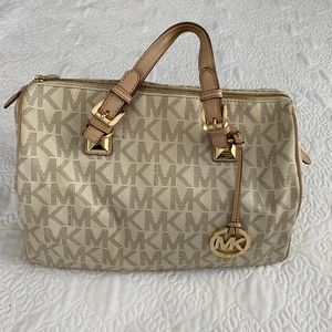 Michaels Kors Logo Purse